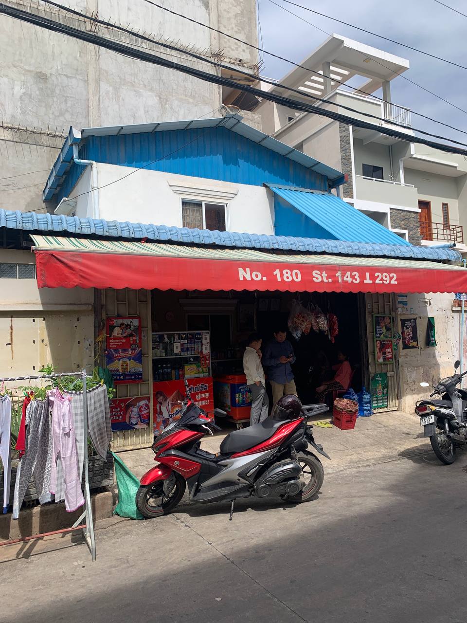 Da Hug Heng's strong HoReCa distribution network for Cellox and SPY